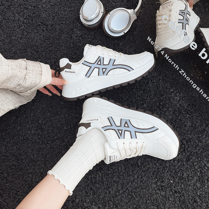Damen Sportliche Sneakers mit gepolsterter Laufsohle und stilvollem Design Heidi Mode - Image 4