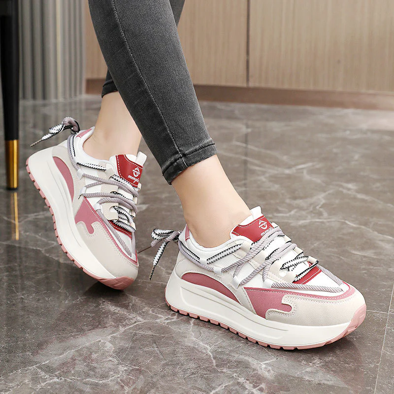 Damen Sportliche Sneakers mit hochgezogenem Sohlenprofil und atmungsaktiver Mesh-Oberfläche Heidi Mode - Image 4