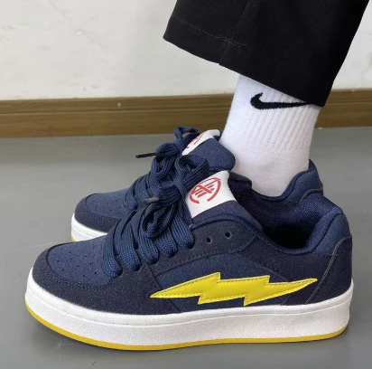 Damen Sportliche Sneakers mit innovationsstarkem Schnüroptik und rutschsicherer Sohle Heidi Mode - Image 4