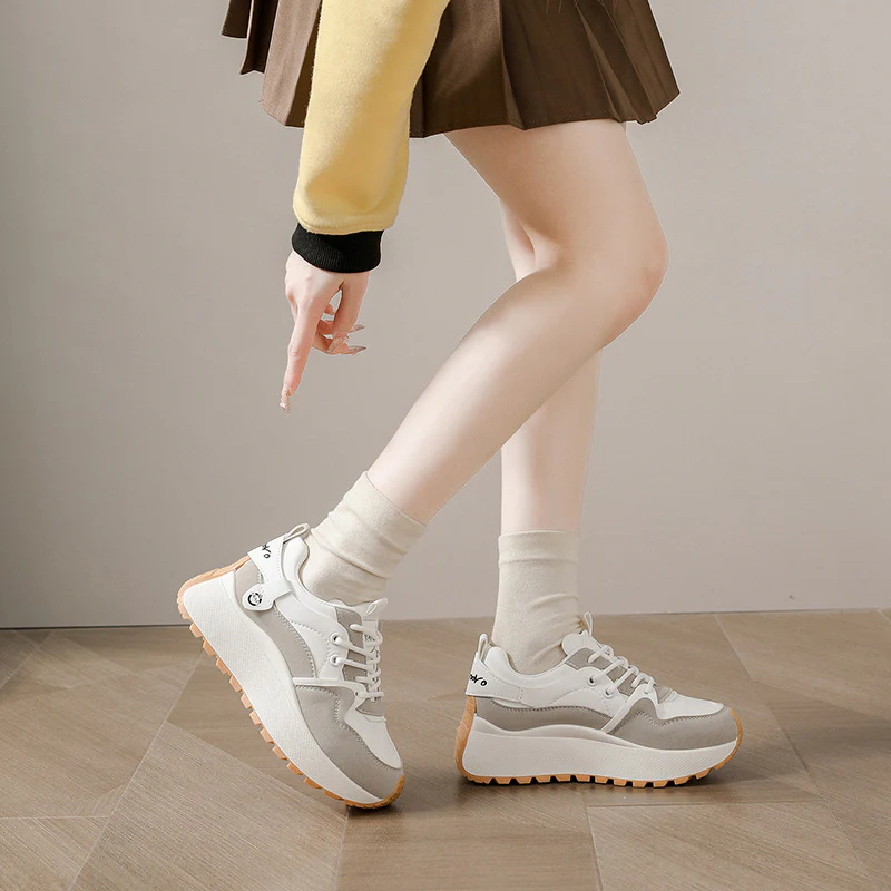 Damen sportliche Sneakers mit innovativem Dämpfungssystem und rutschfester Sohle Heidi Mode - Image 4