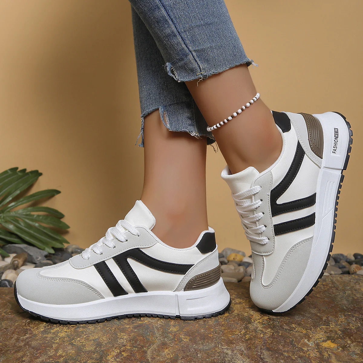 Damen Sportliche Sneakers mit innovativem Design und flexiblem Sohlenprofil Heidi Mode - Image 2