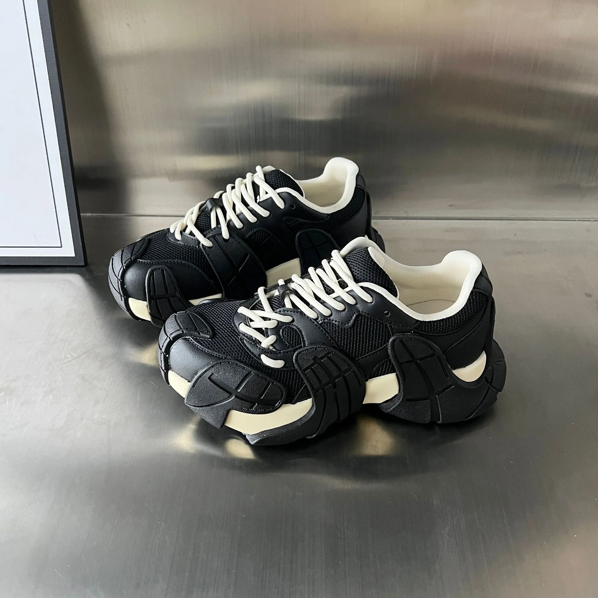 Damen Sportliche Sneakers mit innovativem Design und luxuriösem Komfort Heidi Mode - Image 6