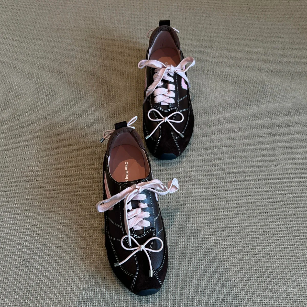 Damen Sportliche Sneakers mit innovativem Schnürsystem und atmungsaktiver Obermaterialstruktur Heidi Mode - Image 4