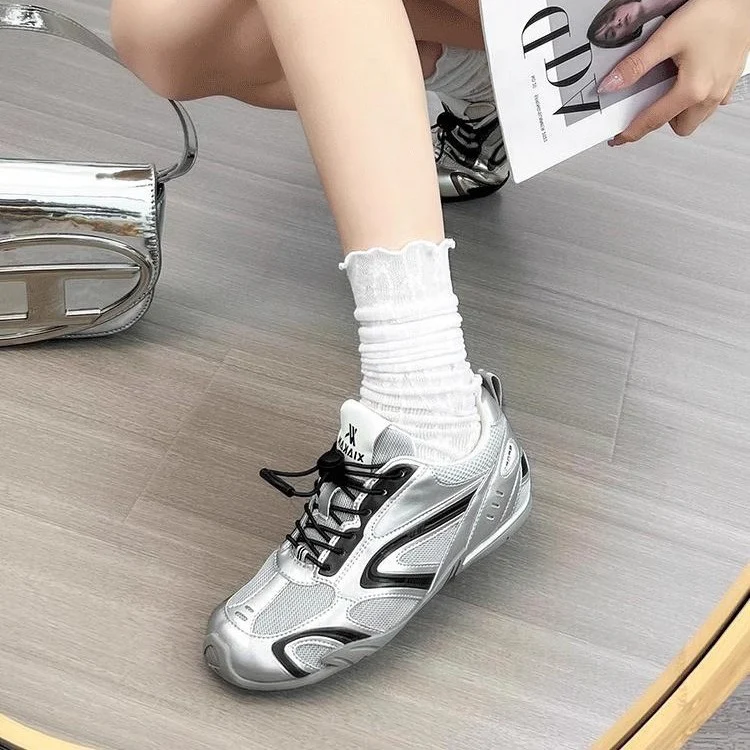 Damen Sportliche Sneakers mit innovativem Schnürsystem und atmungsaktiver Sohle Heidi Mode - Image 4