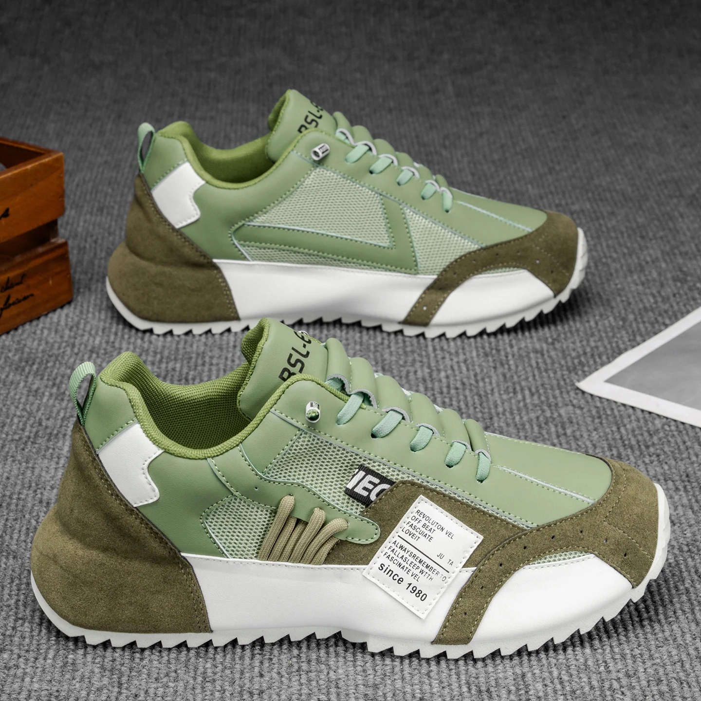 Damen Sportliche Sneakers mit innovativer Dämpfung und robustem Design Heidi Mode - Image 3