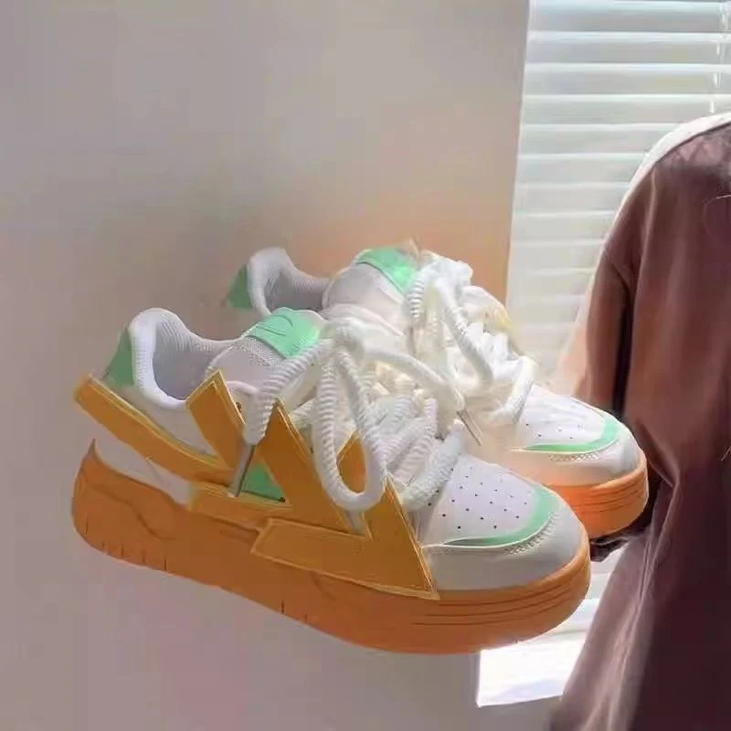 Damen Sportliche Sneakers mit innovativer Dämpfung und strapazierfähigem Obermaterial Heidi Mode - Image 2