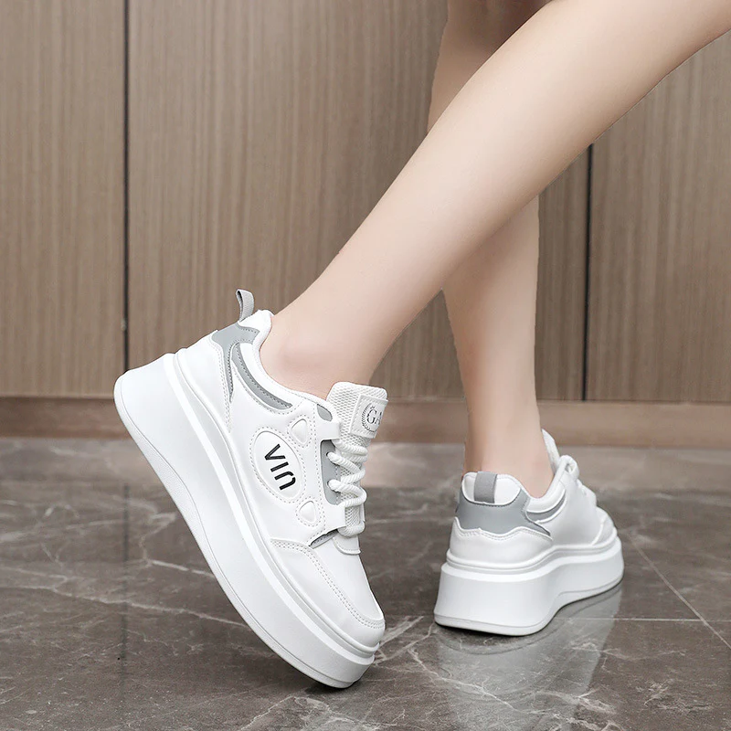 Damen Sportliche Sneakers mit innovativer Plateau-Sohle und modischem Design Heidi Mode - Image 4