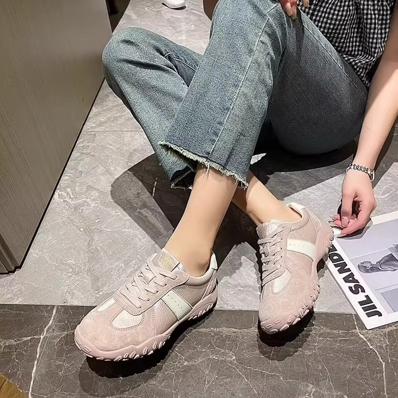 Damen Sportliche Sneakers mit innovativer Sohle und hochwertigem Wildleder-Obermaterial Heidi Mode - Image 4