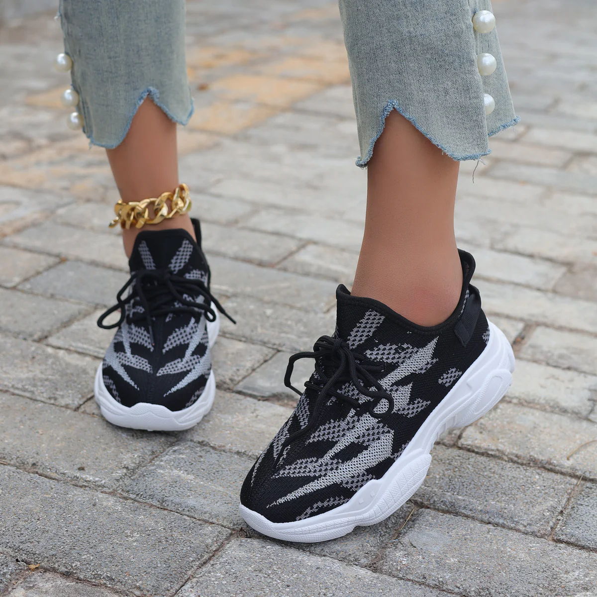 Damen Sportliche Sneakers mit innovativer Strickoberfläche und flexibler Laufsohle Heidi Mode - Image 4