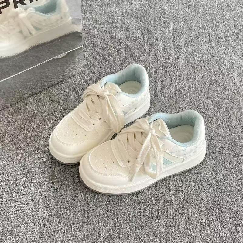 Damen Sportliche Sneakers mit kariertem Design und gepolsterter Innensohle Heidi Mode - Image 2