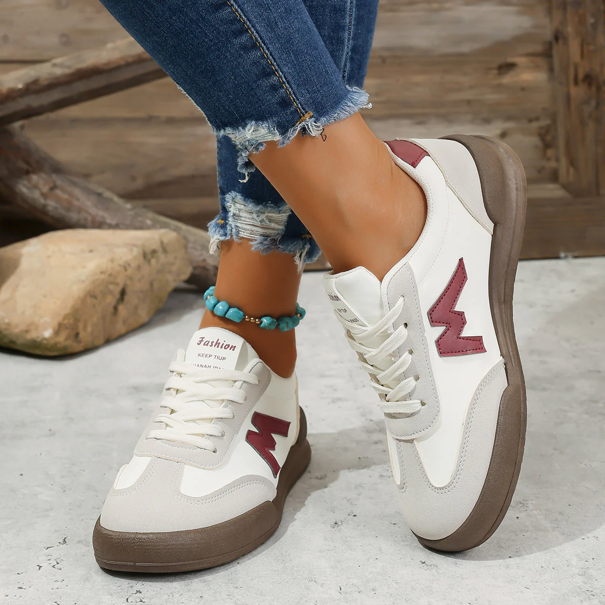 Damen Sportliche Sneakers mit komfortablem Dämpfungssystem und stylischem Design Heidi Mode - Image 11