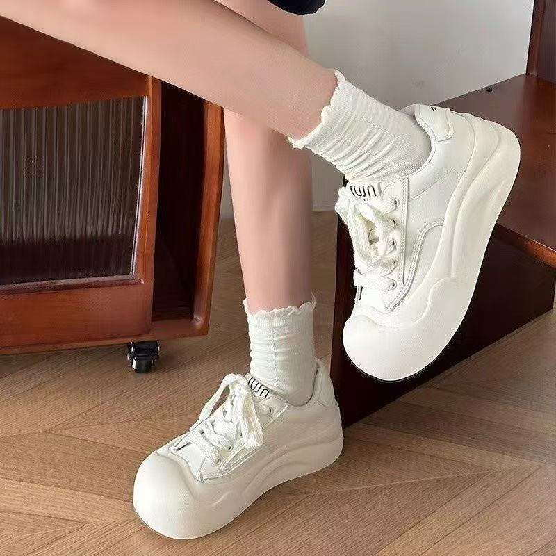 Damen Sportliche Sneakers mit komfortabler Volumen-Sohle Heidi Mode - Image 5