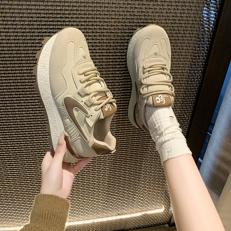 Damen Sportliche Sneakers mit Komfortsohle und atmungsaktivem Obermaterial Heidi Mode - Image 6