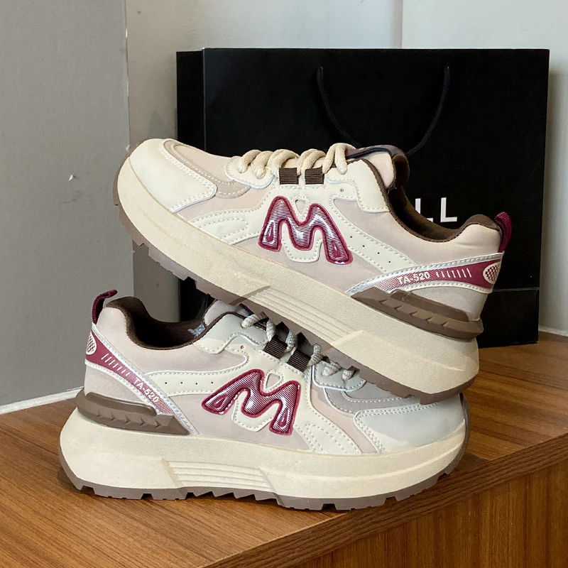 Damen Sportliche Sneakers mit mehrschichtigem Design und dämpfender Laufsohle Heidi Mode - Image 8
