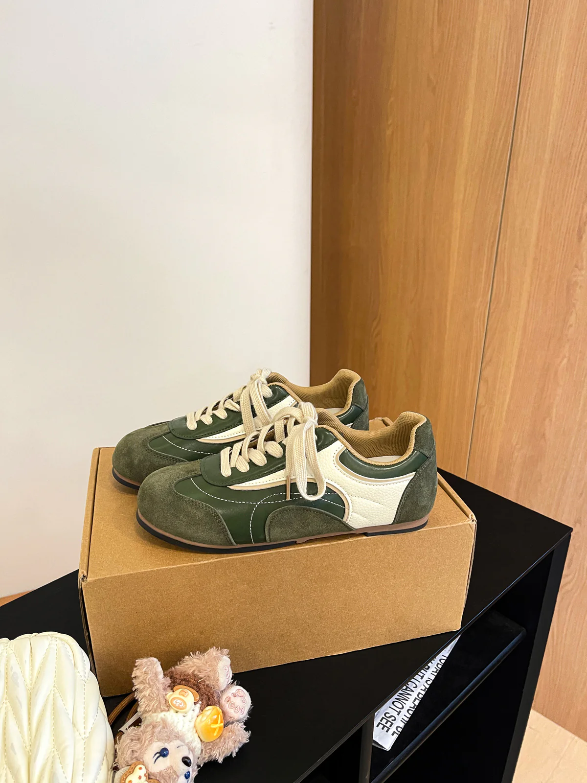 Damen Sportliche Sneakers mit modernem Design und atmungsaktiver Obermaterialstruktur Heidi Mode - Image 8