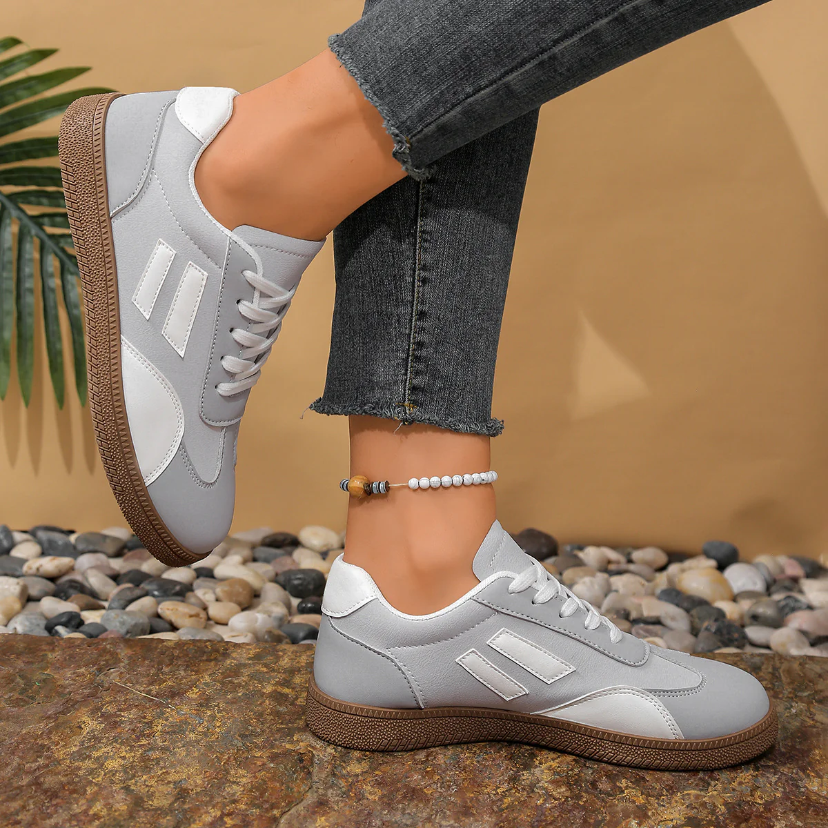 Damen Sportliche Sneakers mit modernem Design und strapazierfähigem Obermaterial Heidi Mode - Image 3