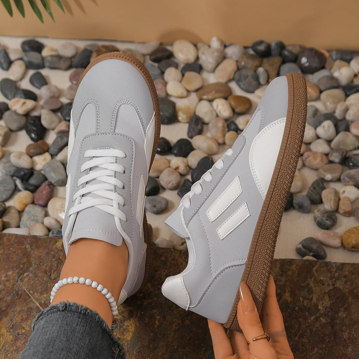 Damen Sportliche Sneakers mit modernem Design und strapazierfähigem Obermaterial Heidi Mode - Image 4