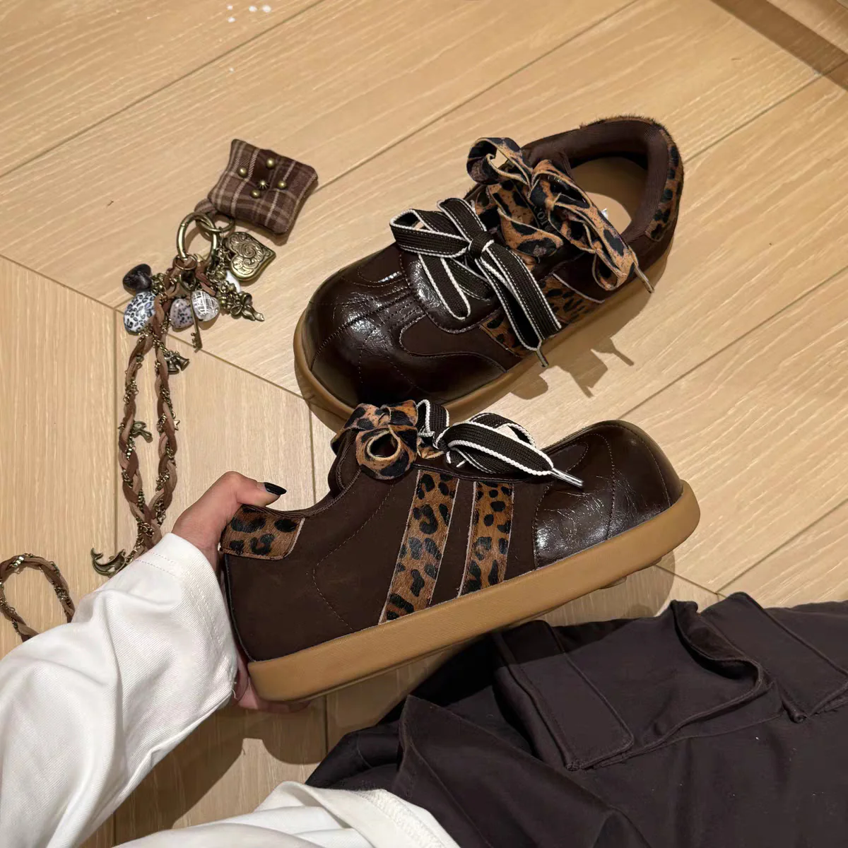 Damen Sportliche Sneakers mit modischem Animalprint und innovativem Schnürsystem Heidi Mode - Image 2