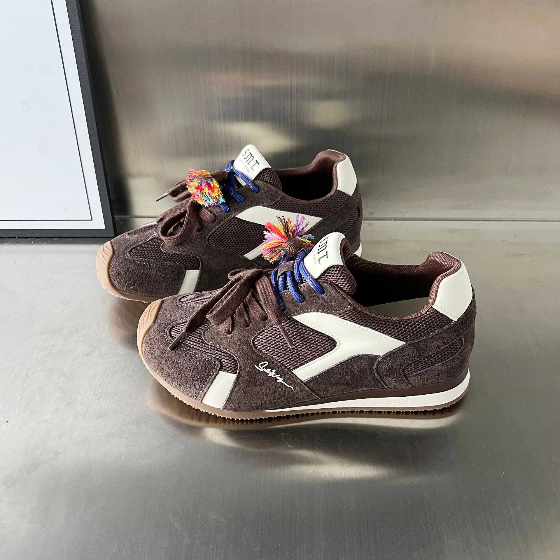 Damen Sportliche Sneakers mit modischem Design und atmungsaktiver Struktur Heidi Mode - Image 6