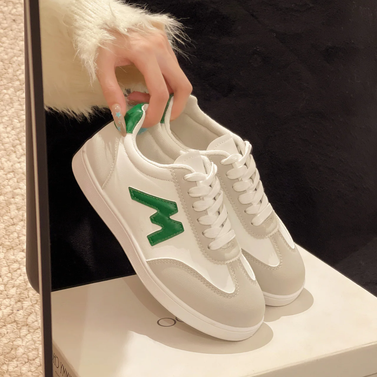 Damen Sportliche Sneakers mit modischem Design und komfortabler Dämpfung Heidi Mode - Image 2