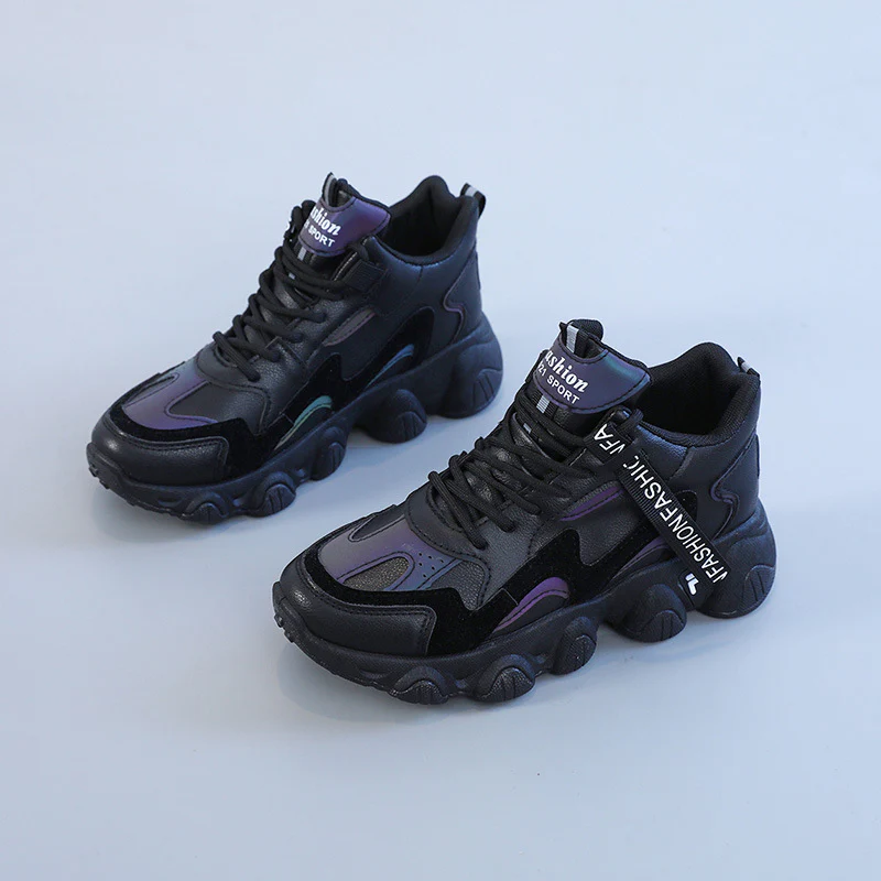 Damen sportliche Sneakers mit modischem Metallic-Design und dämpfender Sohle Heidi Mode - Image 6