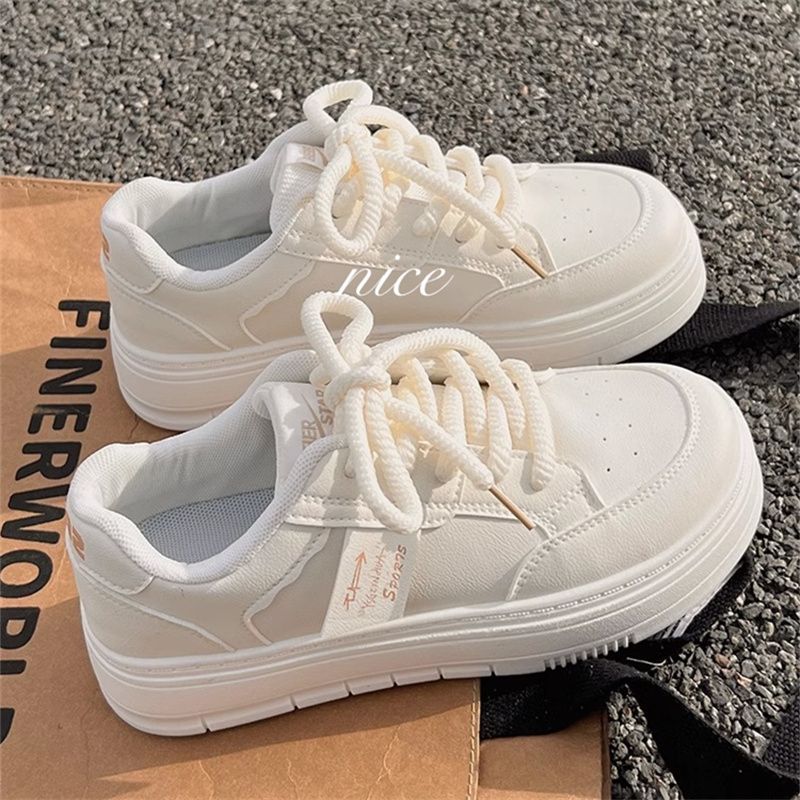 Damen Sportliche Sneakers mit polsternder Sohle und klassischem Design Heidi Mode - Image 6