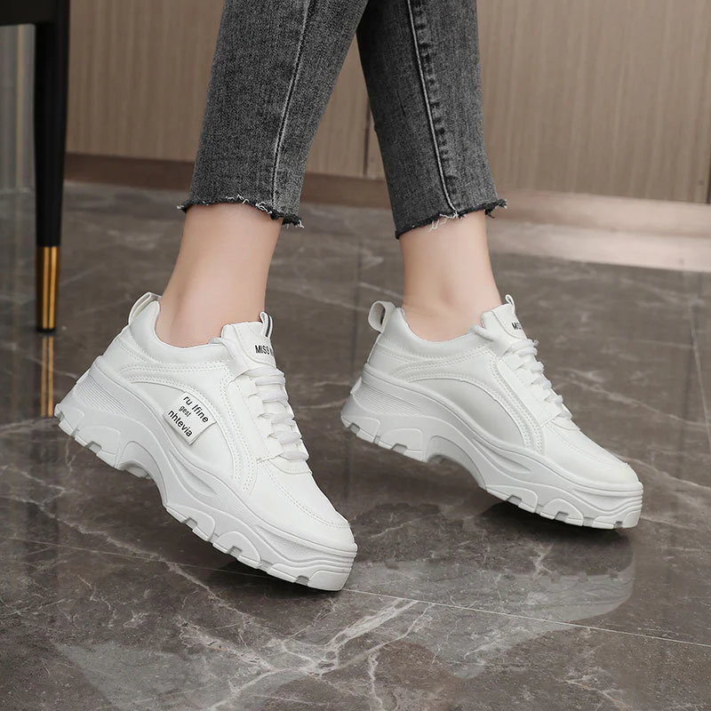 Damen Sportliche Sneakers mit robustem Profil und innovativem Design Heidi Mode - Image 4