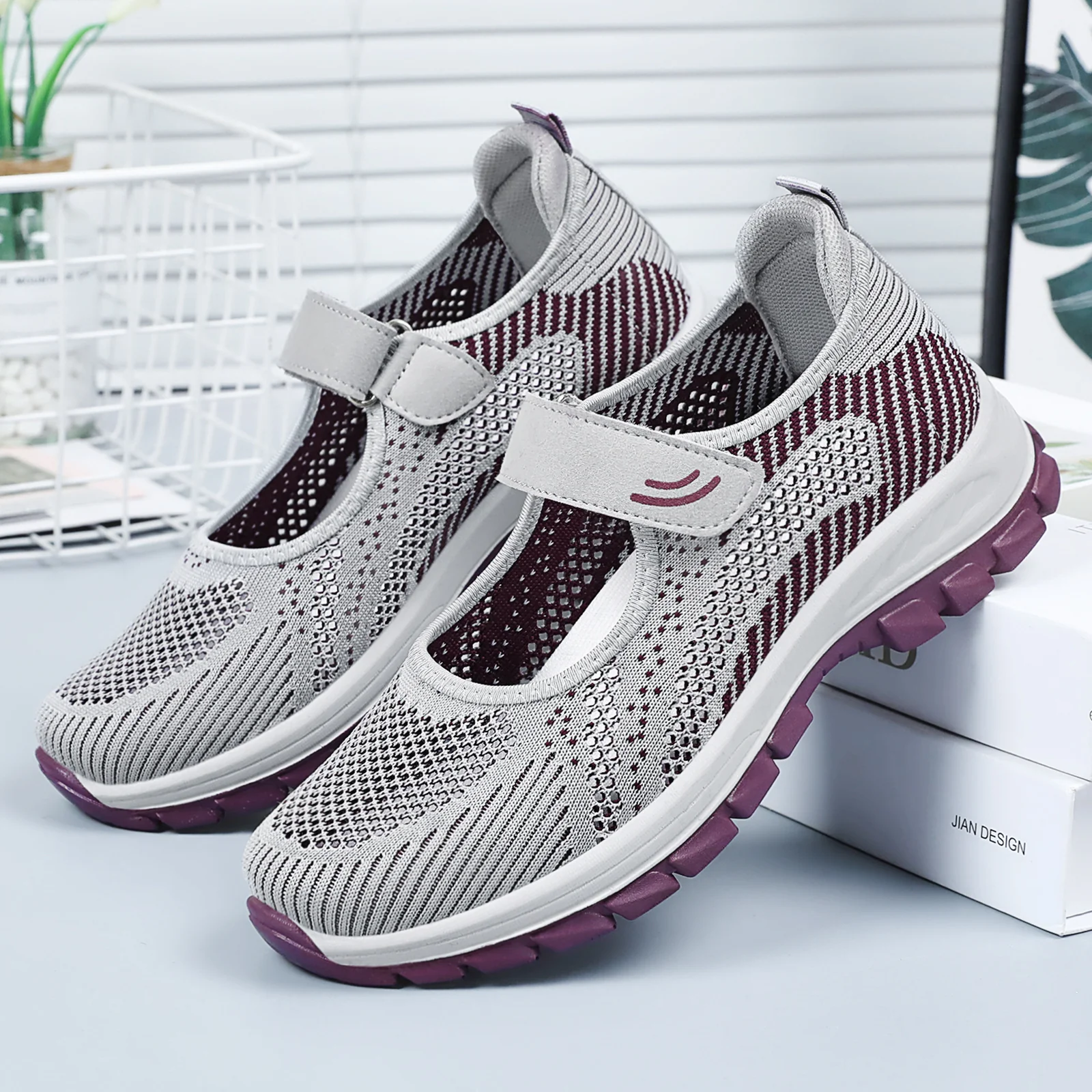 Damen Sportliche Sneakers mit rutschfestem Klettverschluss und atmungsaktivem Obermaterial Heidi Mode - Image 2