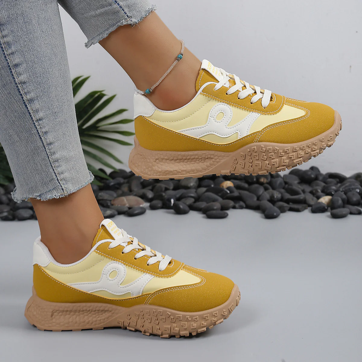 Damen Sportliche Sneakers mit rutschfester Laufsohle Heidi Mode - Image 3