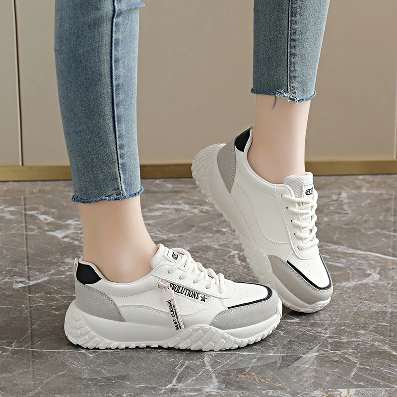 Damen Sportliche Sneakers mit rutschfester Sohle und atmungsaktivem Obermaterial Heidi Mode - Image 3