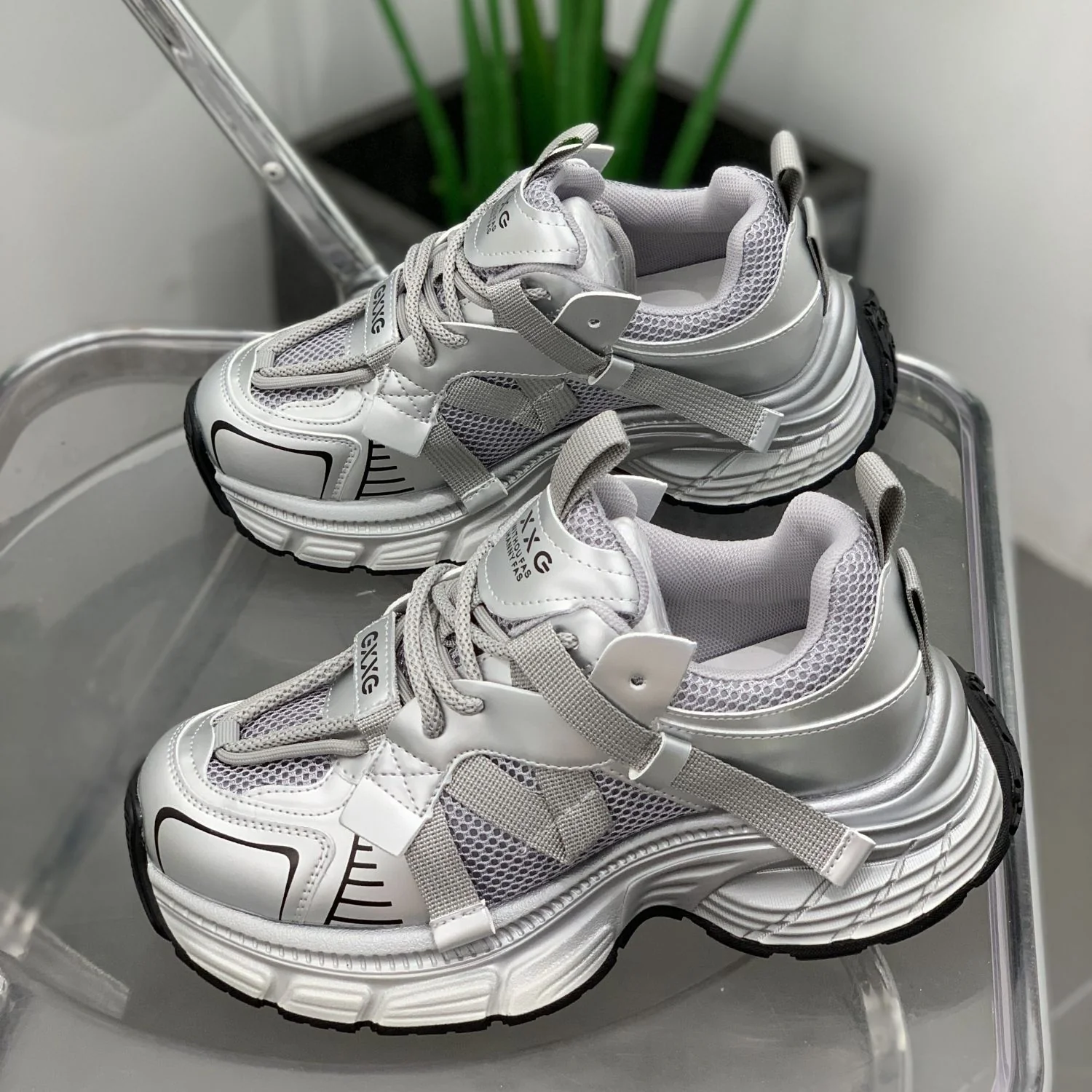 Damen Sportliche Sneakers mit strapazierfähigem Mesh-Obermaterial und innovativer Dämpfungstechnologie Heidi Mode - Image 7