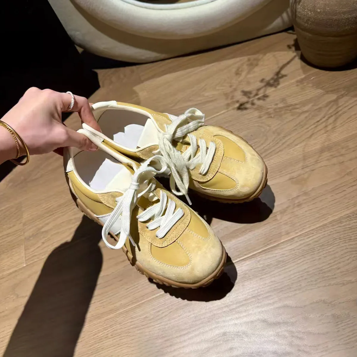 Damen Sportliche Sneakers mit strapazierfähigem Obermaterial und innovativer Dämpfung Heidi Mode - Image 6