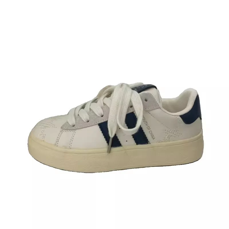 Damen Sportliche Sneakers mit strapazierfähigem Obermaterial und rutschfester Sohle Heidi Mode - Image 5