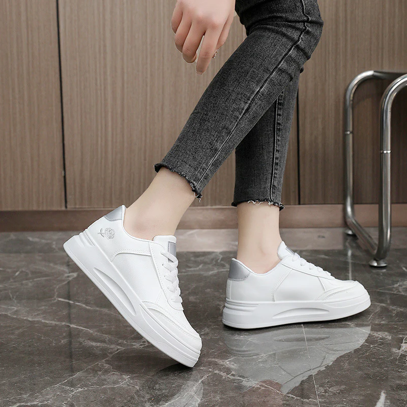 Damen Sportliche Sneakers mit trendigem Design und ergonomischer Dämpfung Heidi Mode - Image 3
