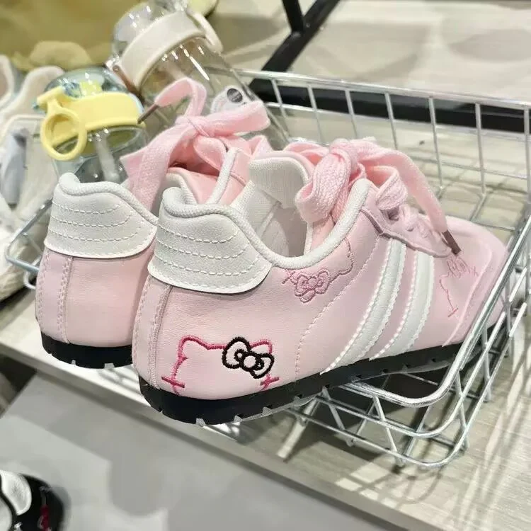 Damen Sportliche Sneakers mit verspieltem Design und atmungsaktivem Material Heidi Mode - Image 4