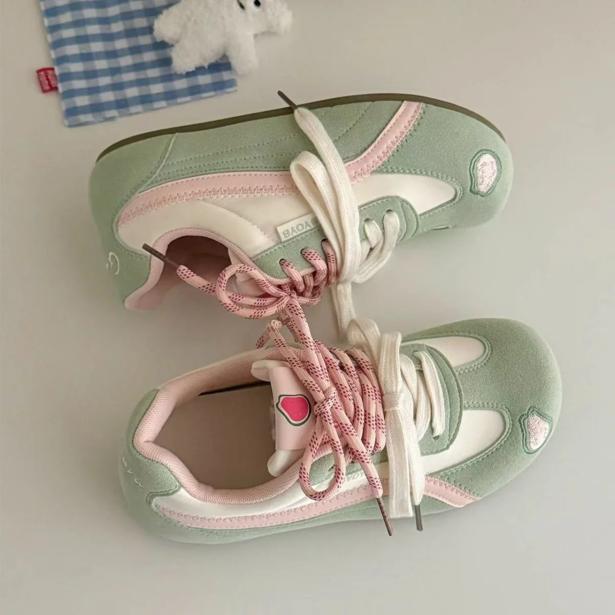 Damen Sportliche Sneakers mit verspieltem Obstmotiv Heidi Mode - Image 6