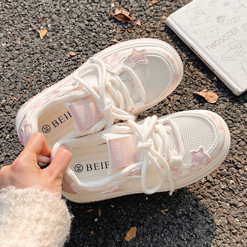 Damen Sportliche Sneakers mit verspieltem Sternenmotiv und bequemer Dämpfung Heidi Mode - Image 4