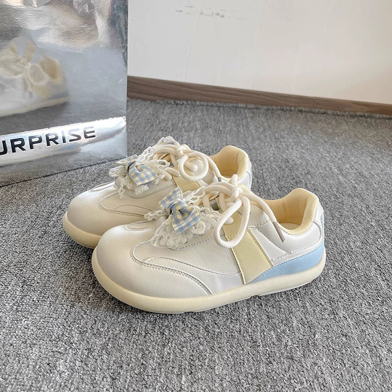 Damen Sportliche Sneakers mit verspielten Rüschen Heidi Mode - Image 6