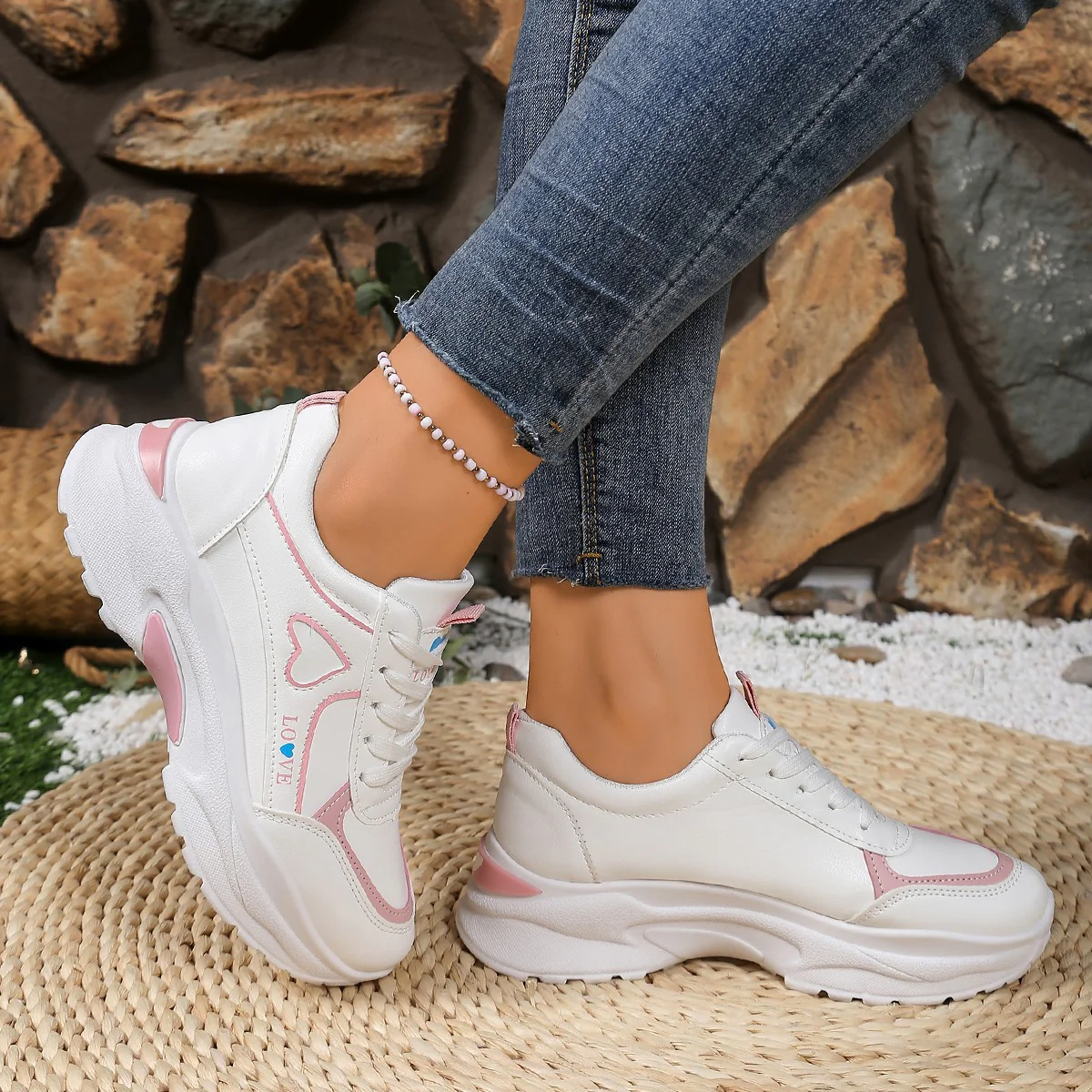 Damen Sportliche Sneakers mit verstärkter Dämpfung und modischem Design Heidi Mode - Image 3