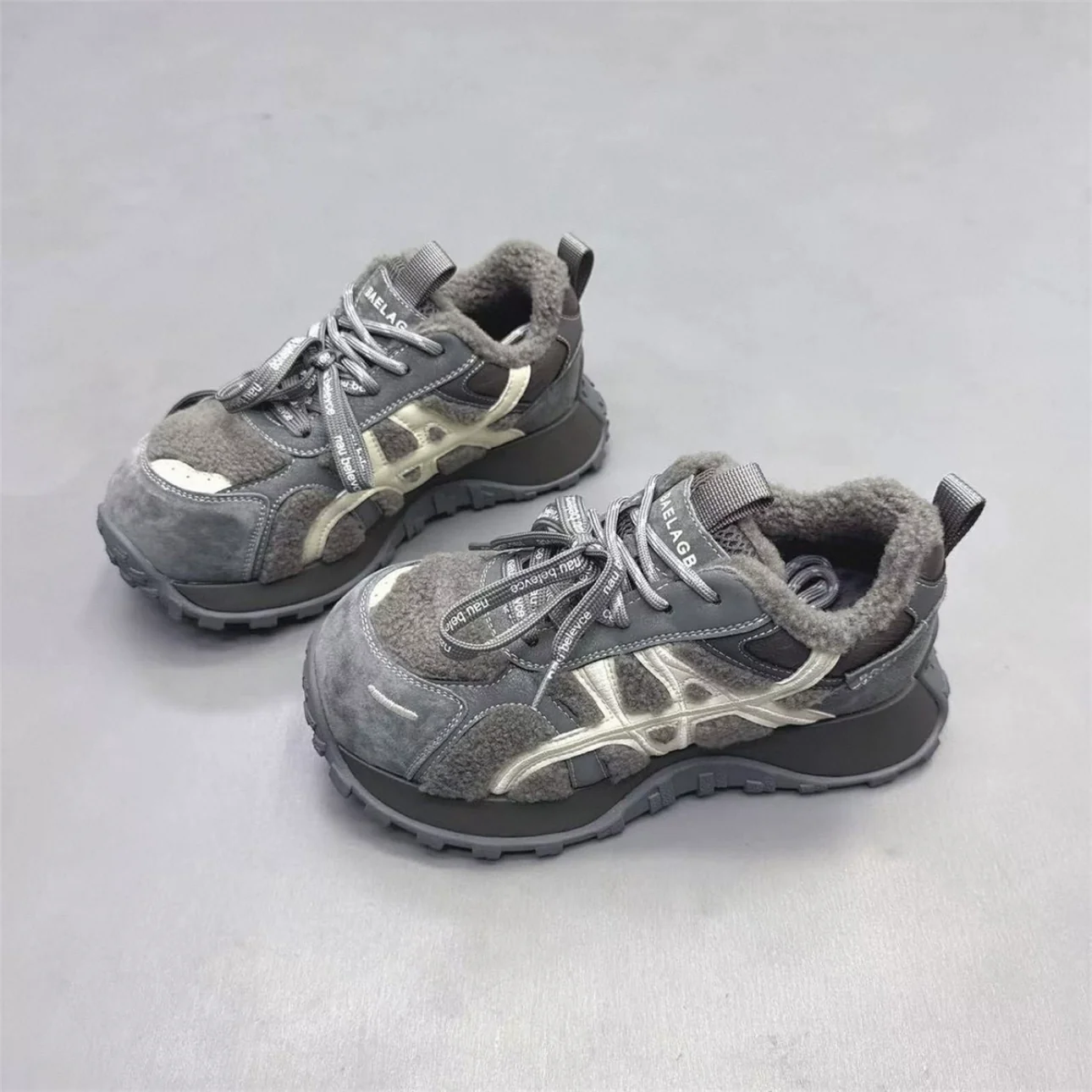 Damen Sportliche Sneakers mit warmem Innenfutter und rutschfester Laufsohle Heidi Mode - Image 3
