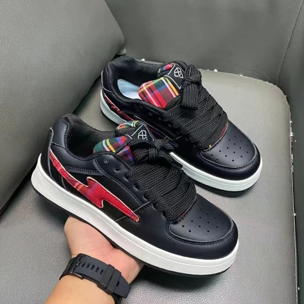 Damen Sportliche Sneakers mit zweifarbigem Obermaterial und trendigem Karomuster Heidi Mode - Image 4