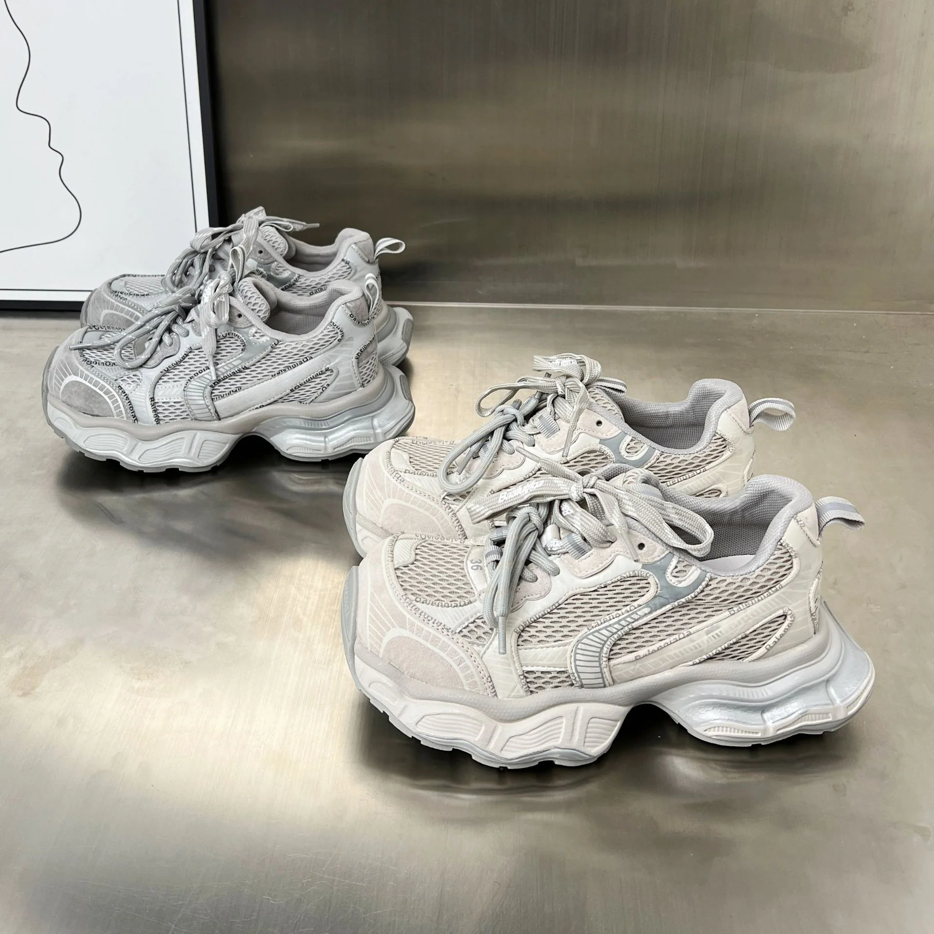 Damen Sportliche und atmungsaktive Sneakers mit innovativem Dämpfungssystem Heidi Mode - Image 3