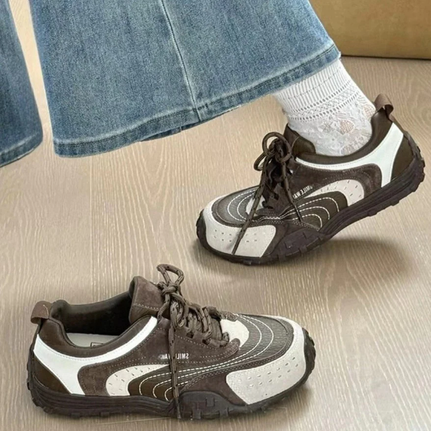 Damen Sportliche und atmungsaktive Sneakers mit rutschfester Sohle Heidi Mode - Image 3