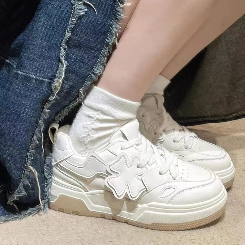 Damen Sportliche und modische Sneakers von Heidi Mode - Image 2