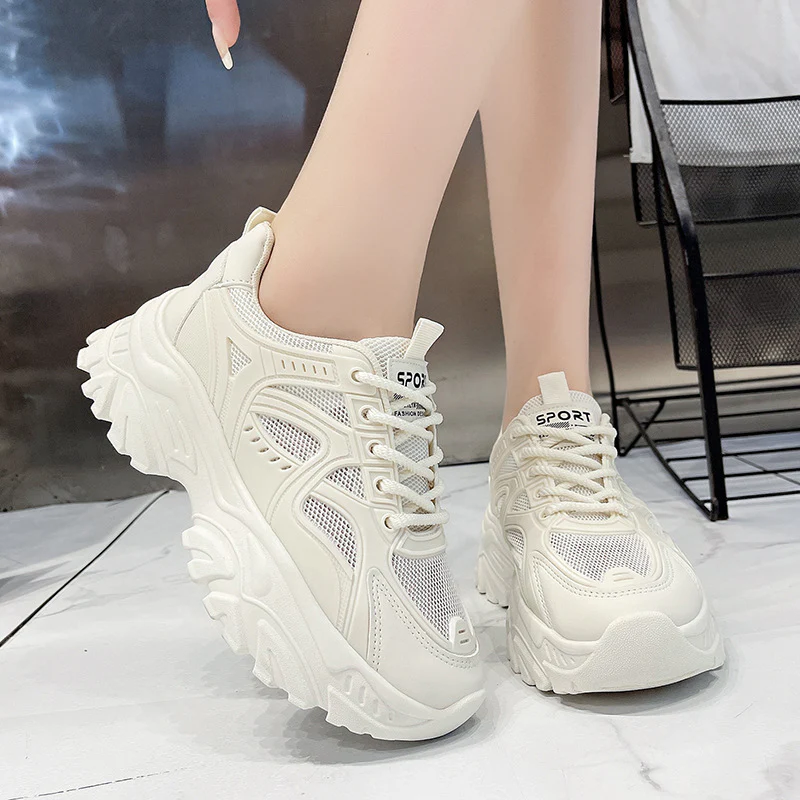 Damen Sportliche und strapazierfähige Sneaker mit dämpfender Sohle Heidi Mode - Image 4