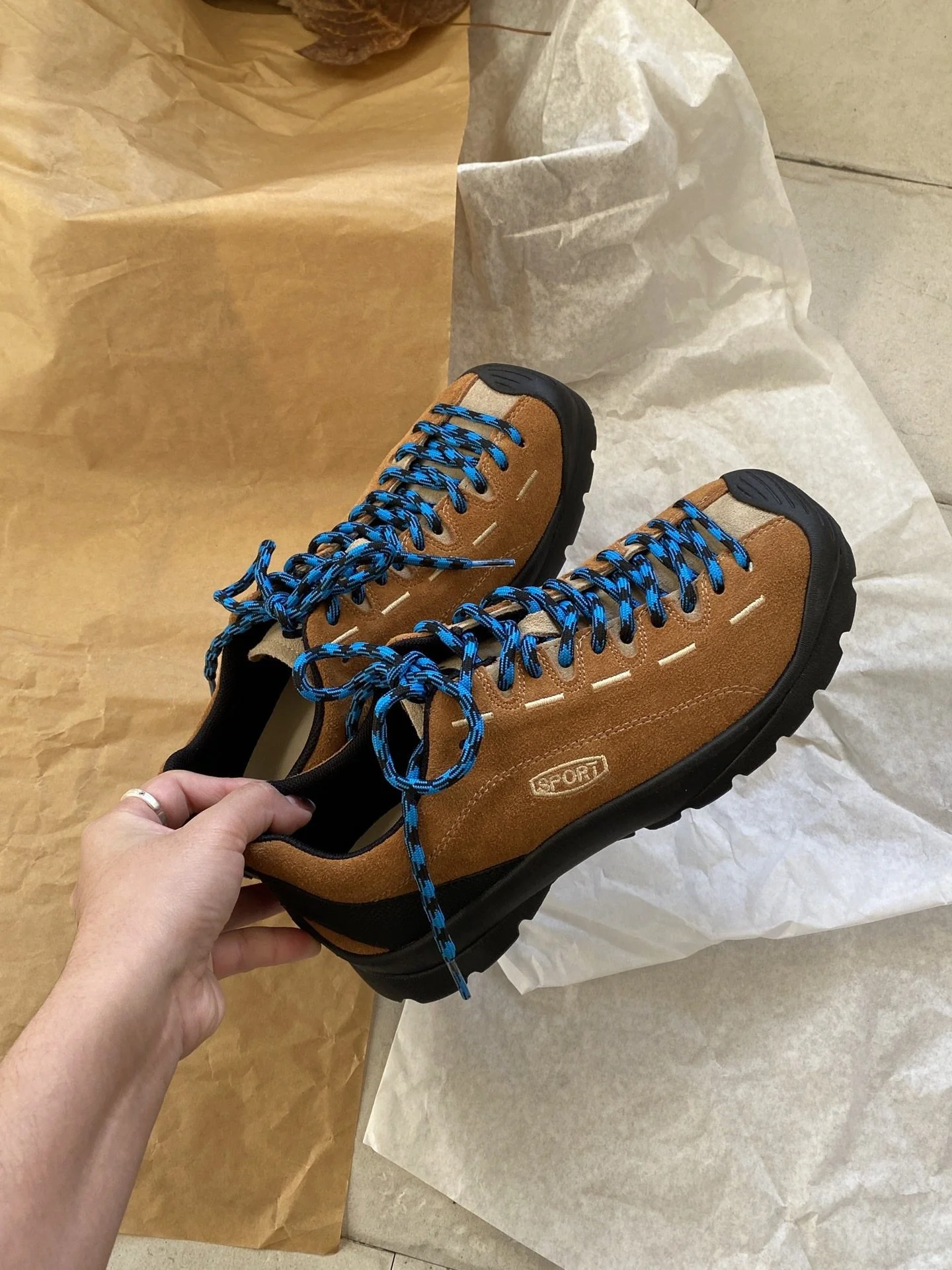 Damen Sportliche Wanderschuhe mit griffiger Sohle und atmungsaktiver Oberfläche Heidi Mode - Image 6