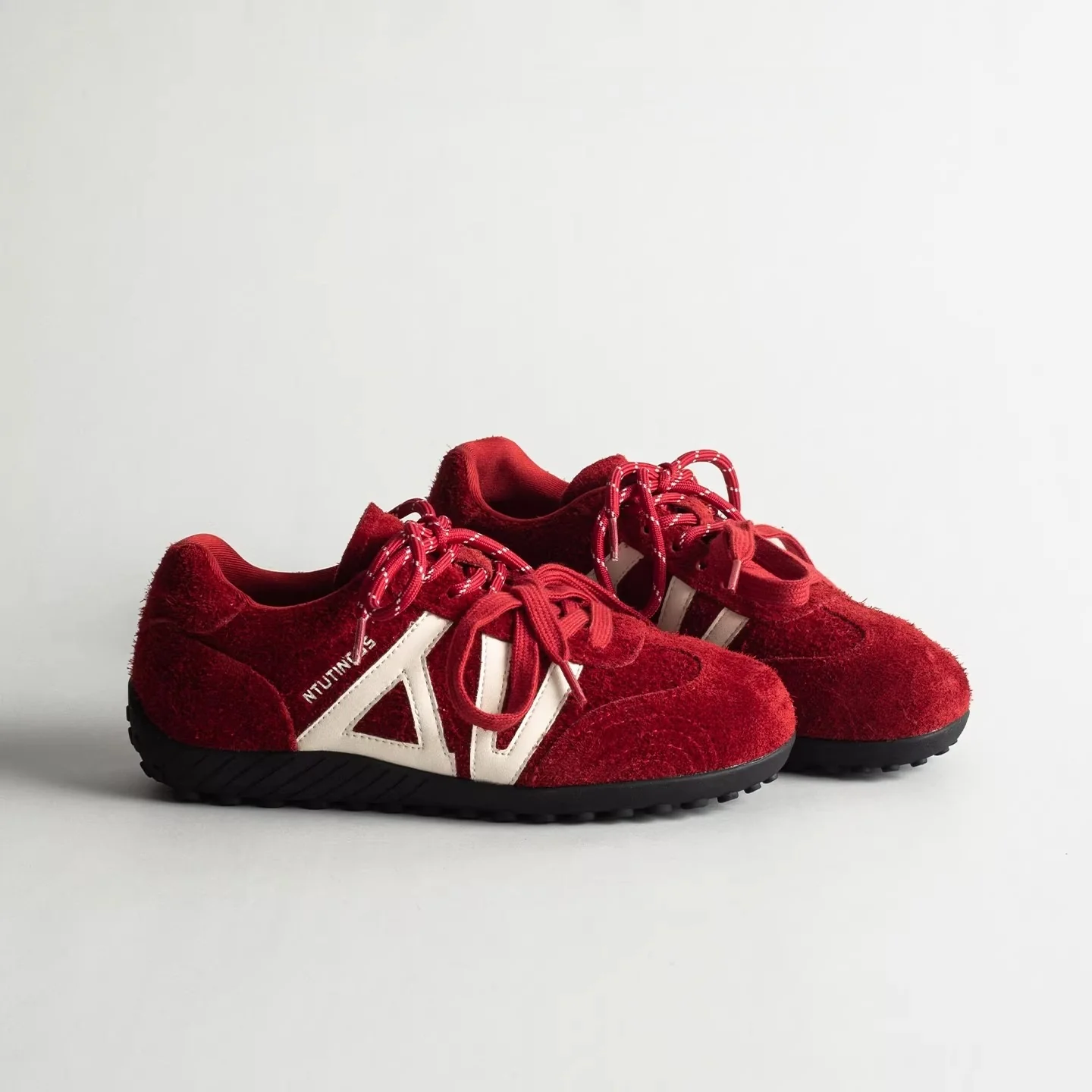 Damen Sportliche Wellness-Sneaker mit bequemer Sohle und hochwertigem Obermaterial Heidi Mode - Image 2