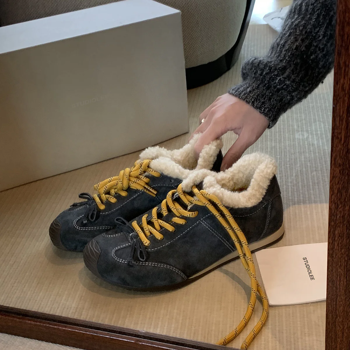 Damen Sportliche Winter-Sneaker mit kuscheligem Kunstfellkragen und rutschfester Sohle Heidi Mode - Image 7