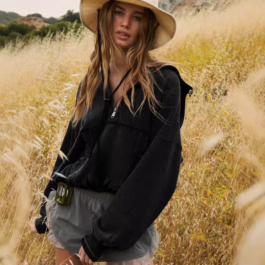 Damen sportlicher Kapuzenpullover mit halbem Reißverschluss und funktionalen Taschen Heidi-Mode - Image 4