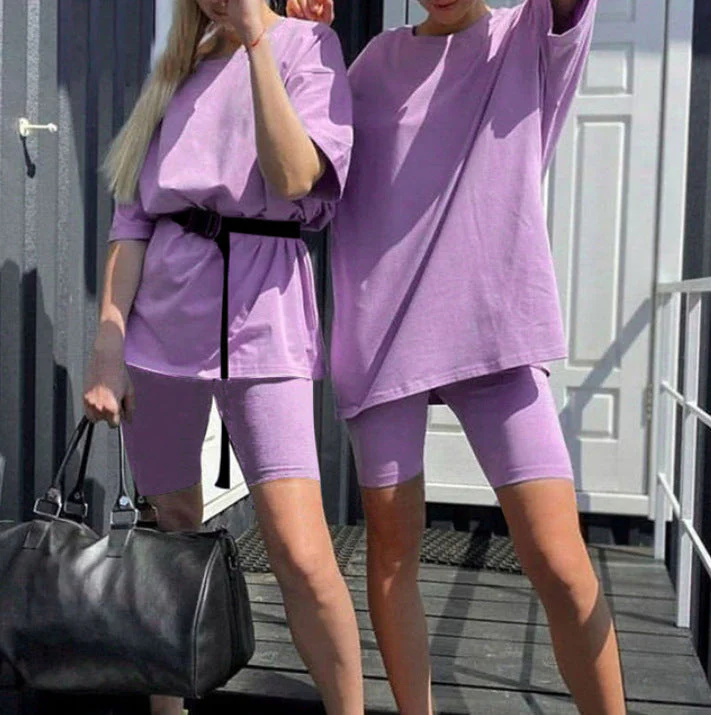 Damen Sportliches Zweiteiliges Set mit T-Shirt und Shorts Heidi-Mode - Image 11